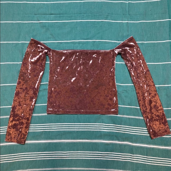 Kendall & Kylie Tops - 🚫SOLD🚫